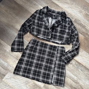 SHEIN Monochrome Plaid Outfit
